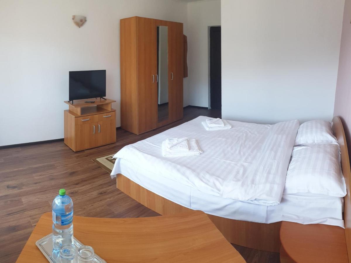 Valea Doamnei Hotel Nucşoara Екстериор снимка