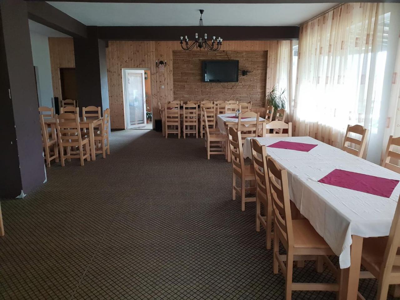 Valea Doamnei Hotel Nucşoara Екстериор снимка